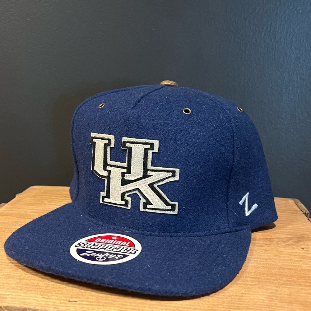 NEW Kentucky Wildcats Zephyr Leather Brim & Strap Hat